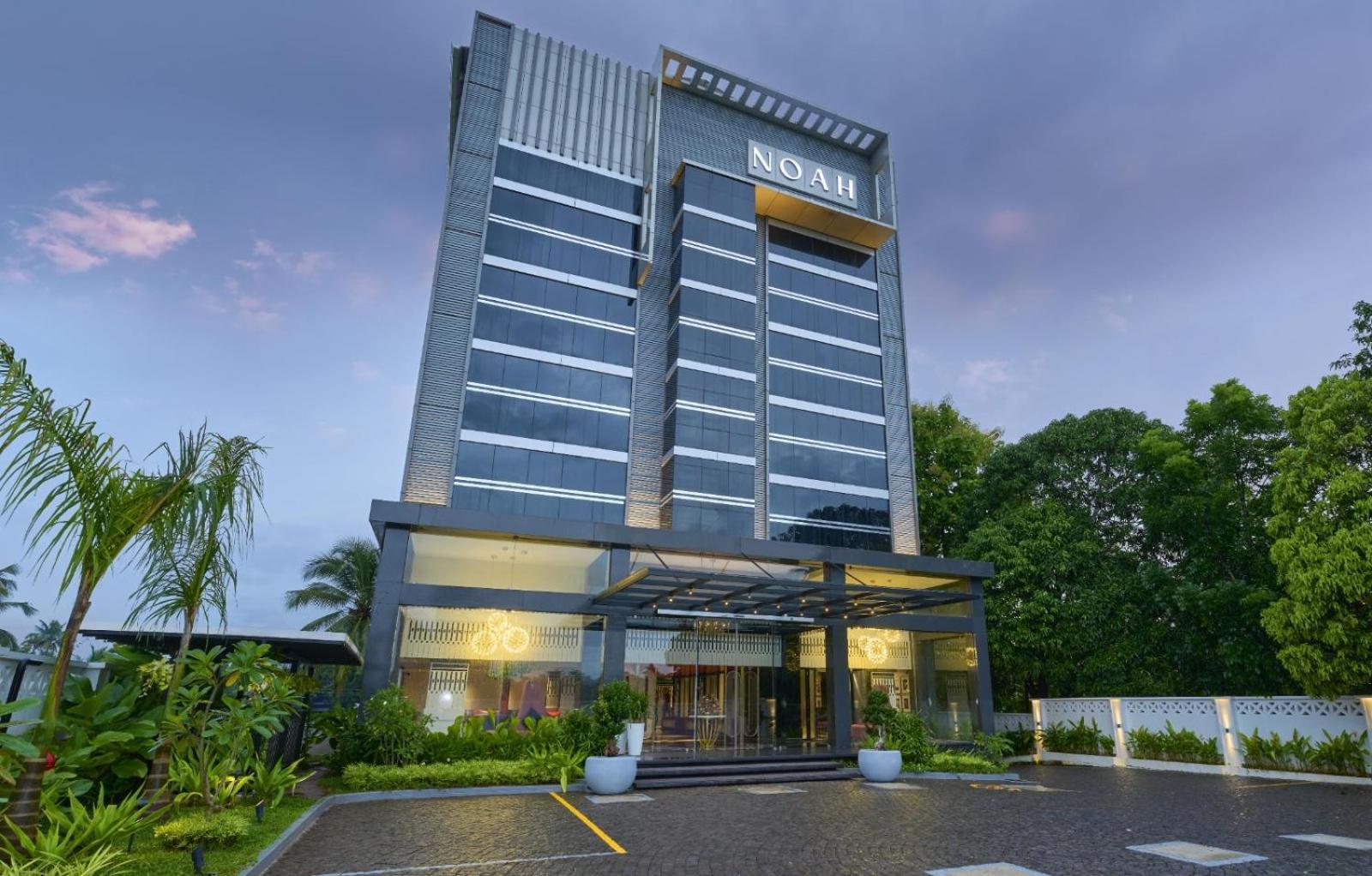 Noah Sky Suites Kochi Esterno foto
